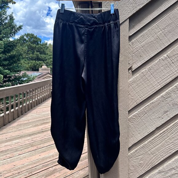 Vintage Barbara Lesser Cropped High-Rise Satin Black Pants - Picture 2 of 8